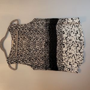 Banana Republic Black and White Sleeveless Top | Size Medium